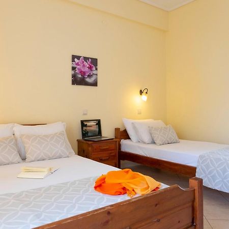 Aristides Hotel Fourka Exterior photo