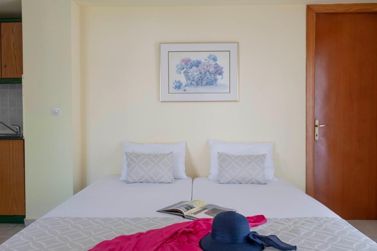 Aristides Hotel Fourka Exterior photo