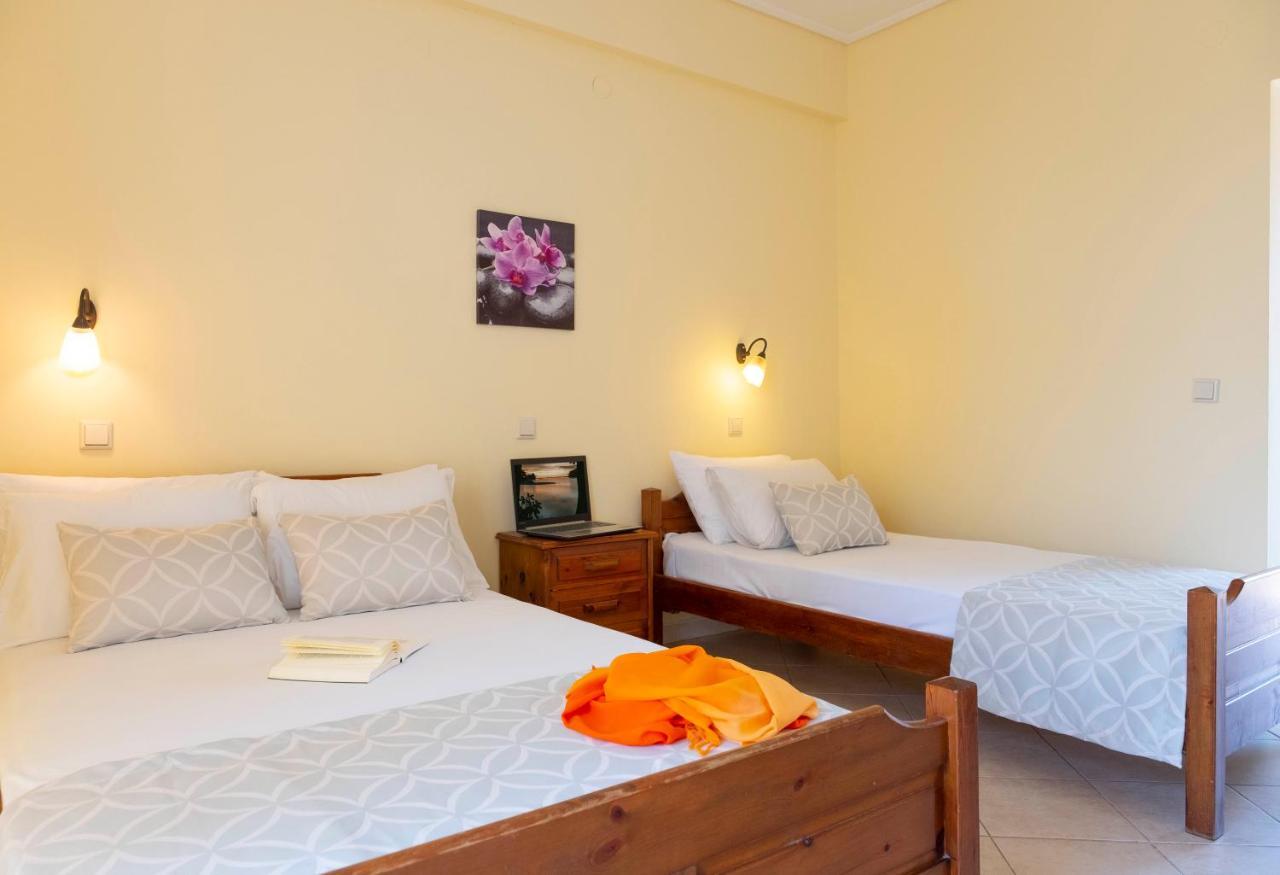 Aristides Hotel Fourka Exterior photo