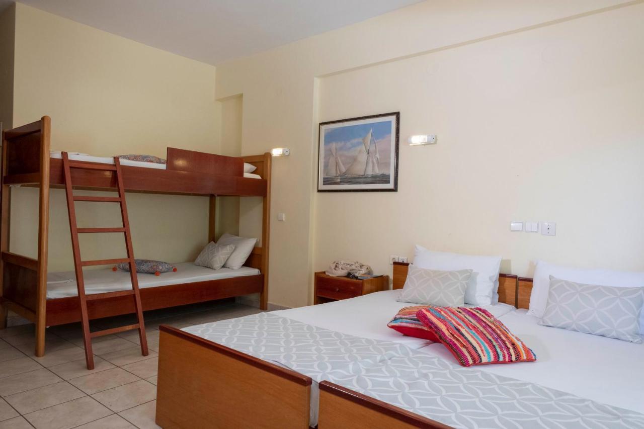 Aristides Hotel Fourka Exterior photo