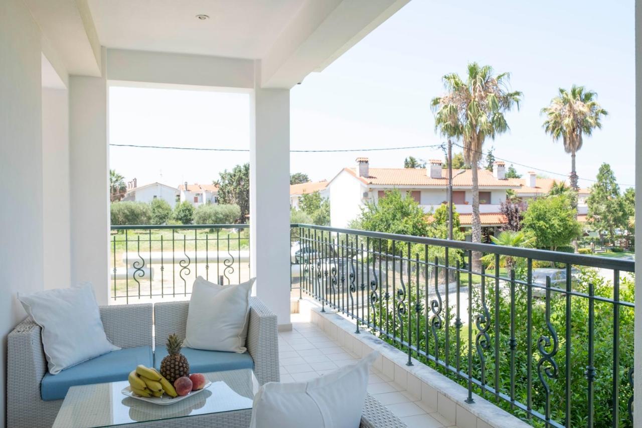 Aristides Hotel Fourka Exterior photo
