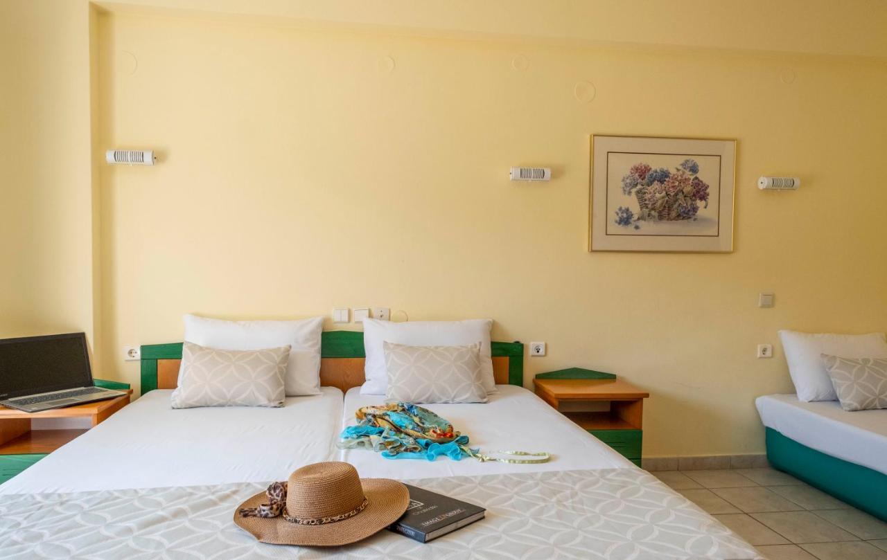 Aristides Hotel Fourka Exterior photo