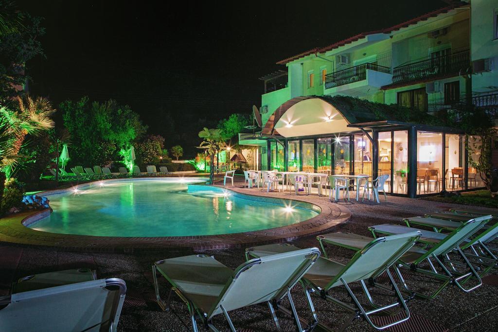 Aristides Hotel Fourka Exterior photo